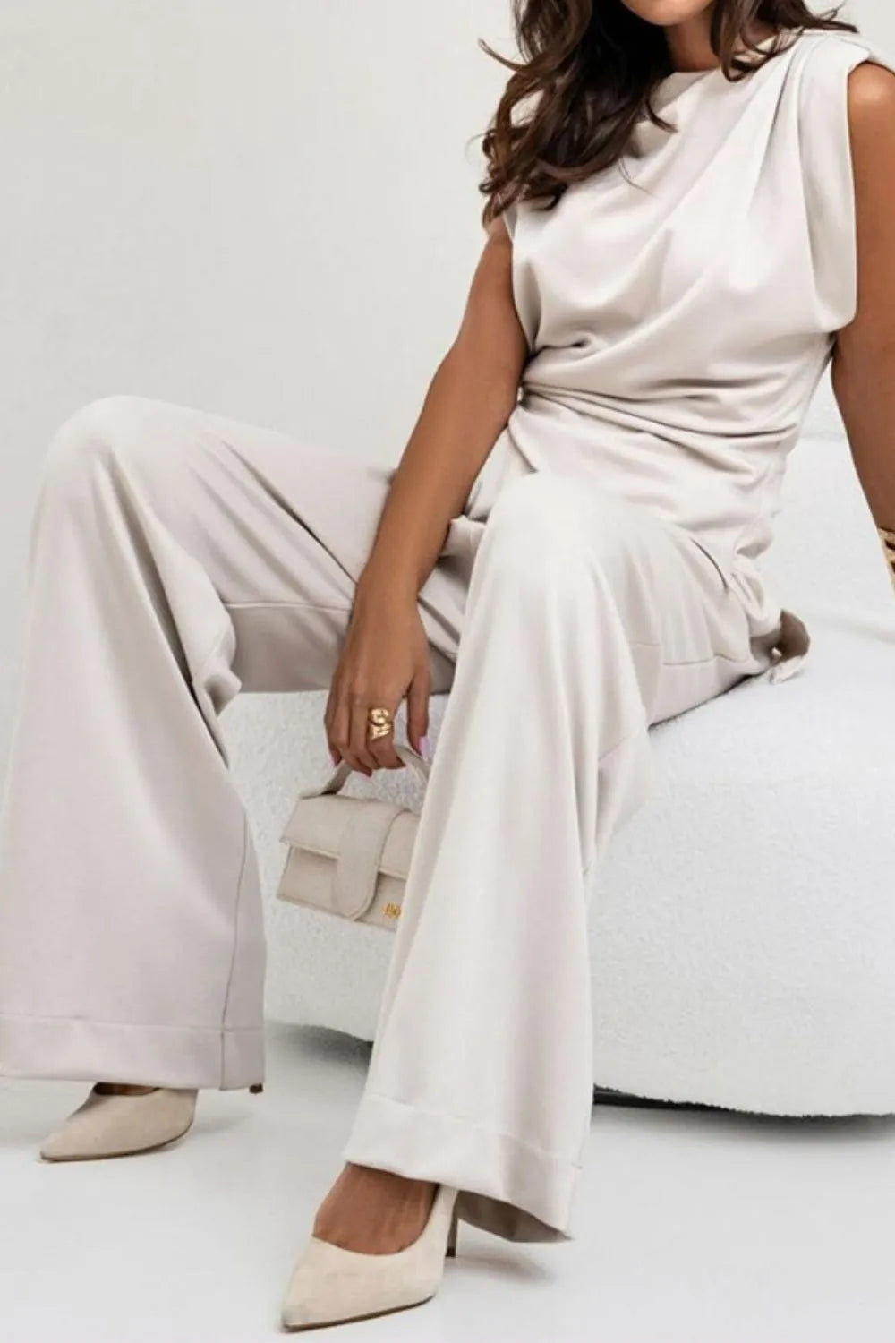 Conjunto Asimétrico con Estilo y Comodidad - EthikStyle